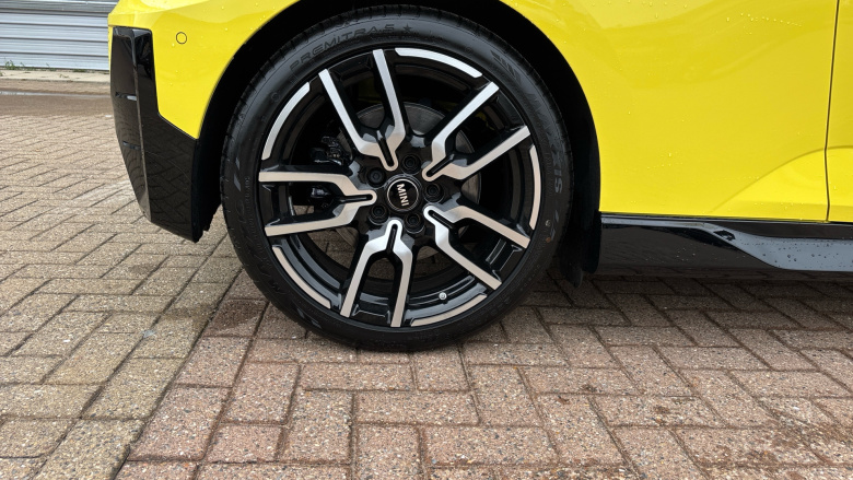 MINI Cooper 135kW E Sport 41kWh 3dr Auto Electric Hatchback